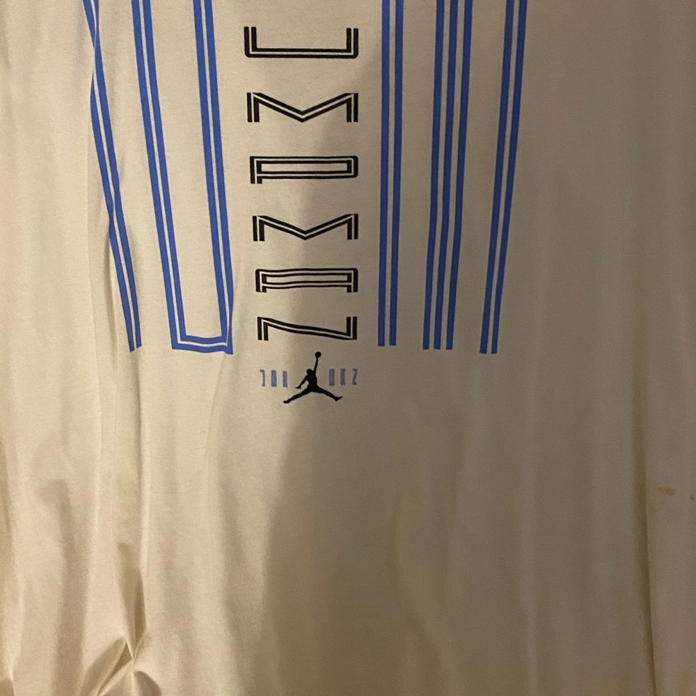 Jordan T-shirt for UNC low 11’s